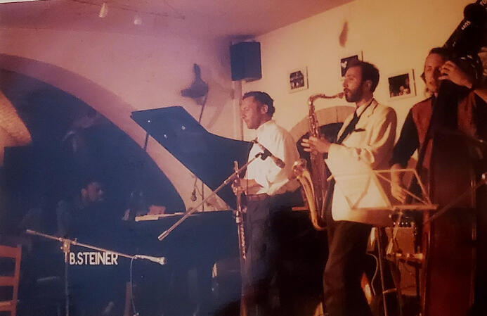 Con Mulgrew Miller